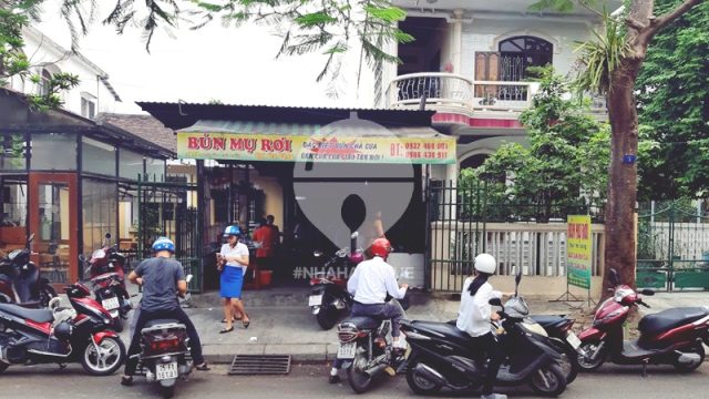 Bún Bò Huế Mụ Rơi