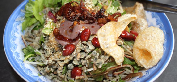 Cơm Hến Hoa Đông