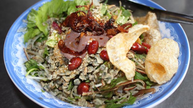 Cơm Hến Hoa Đông