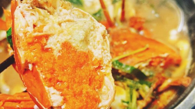 Lẩu Cua Bà Chanh Huế